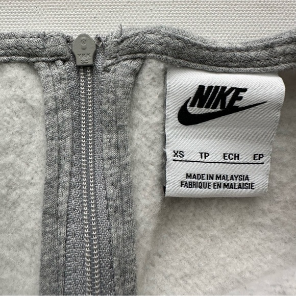 Nike Sportswear Women's Fleece Romper Size XS - Picture 5 of 15